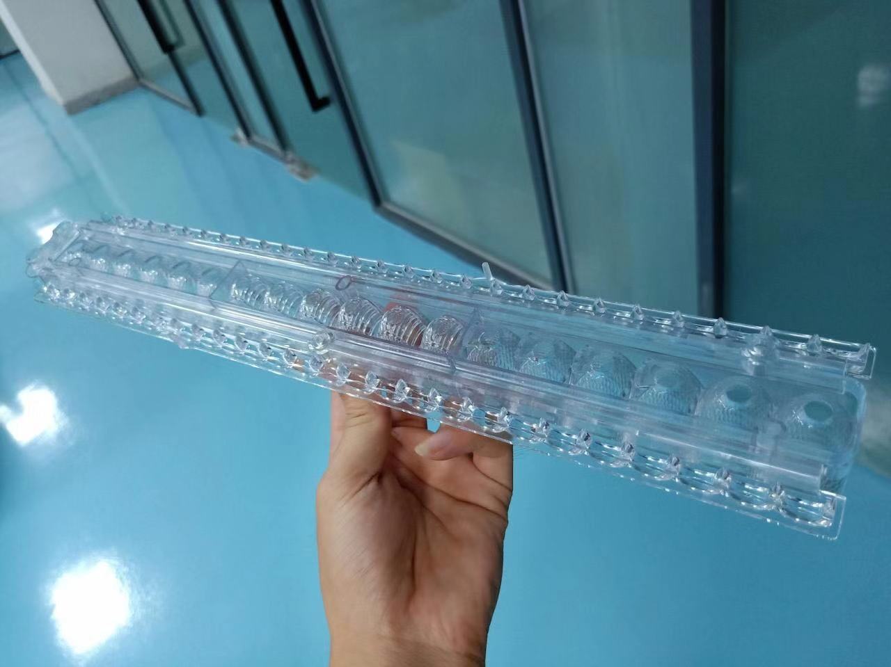 Cetakan Dalam Cetakan injeksi khusus 8